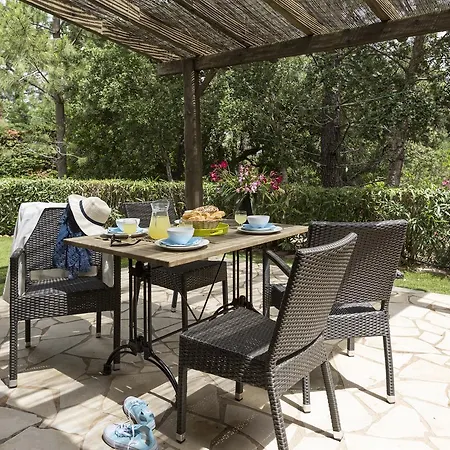 Feriehus Mare E Monte Favone